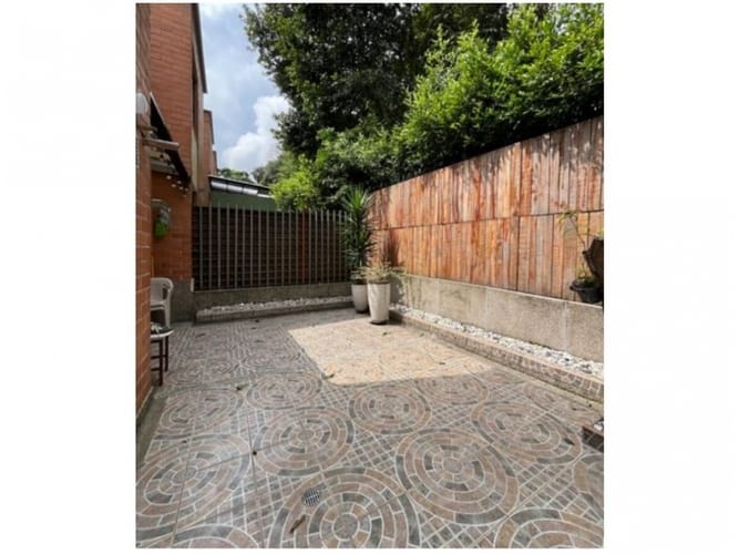 Casa de 4 alcobas en venta en Camino Verde, Envigado, 157 m² · foto 5 de 12