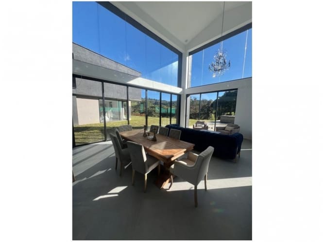 Casa de 4 alcobas en venta en Las Palmas, Envigado, 450 m² · foto 2 de 15
