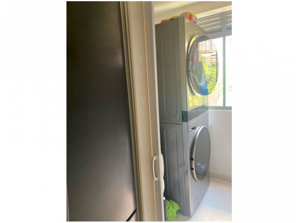 Apartamento en venta en La Cuenca, Envigado · foto 5 de 9