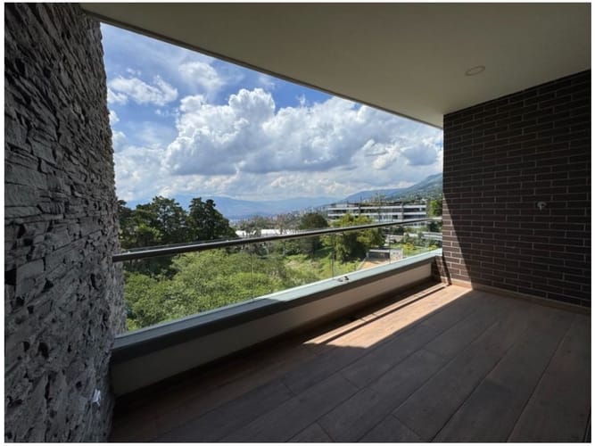 Apartamento de 2 alcobas en venta en Escobero, Envigado, 78 m² · foto 2 de 23