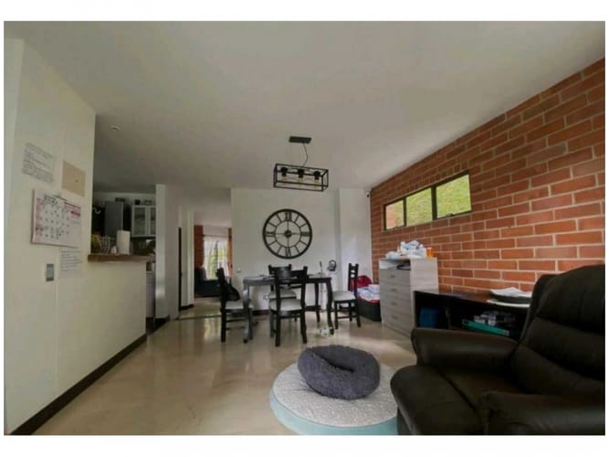 Casa de 4 alcobas en venta en El Carmelo Ii, Sabaneta, 296 m² · foto 6 de 18
