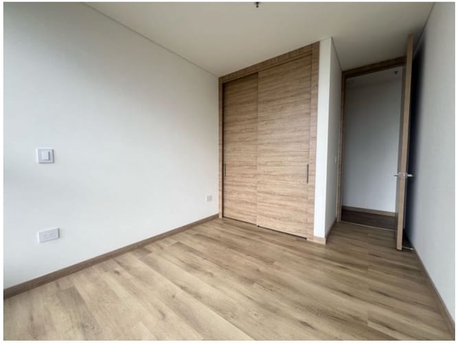 Apartamento de 2 alcobas en venta en Escobero, Envigado, 78 m² · foto 12 de 23