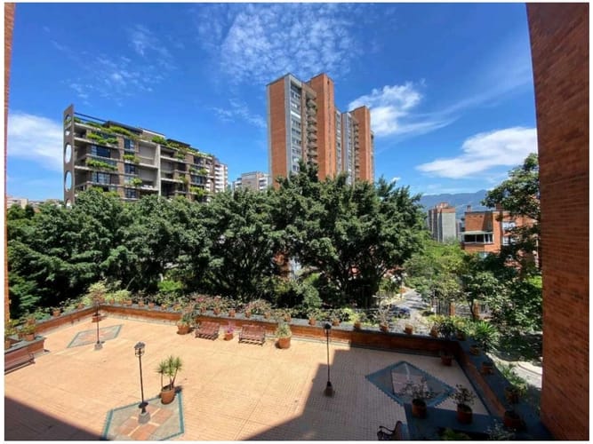 Apartamento de 3 alcobas en venta en El Poblado, Medellín, 132 m² · foto 10 de 20