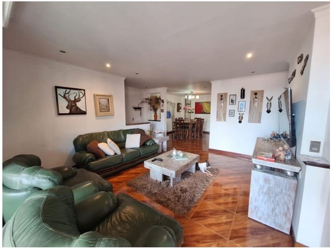 Apartamento de 3 alcobas en venta en El Poblado, Medellín, 134 m² · foto 5 de 24