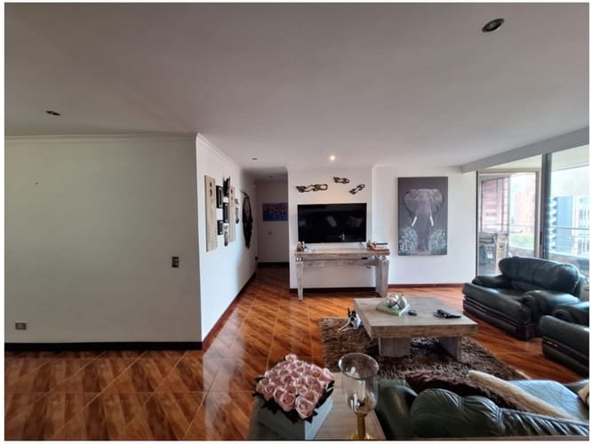 Apartamento de 3 alcobas en venta en El Poblado, Medellín, 134 m² · foto 6 de 24