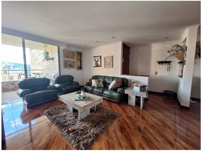 Apartamento de 3 alcobas en venta en El Poblado, Medellín, 134 m² · foto 8 de 24