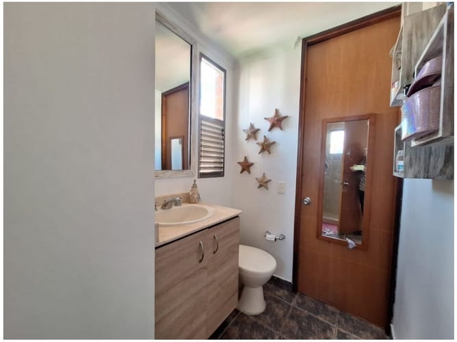 Apartamento de 3 alcobas en venta en El Poblado, Medellín, 134 m² · foto 18 de 24