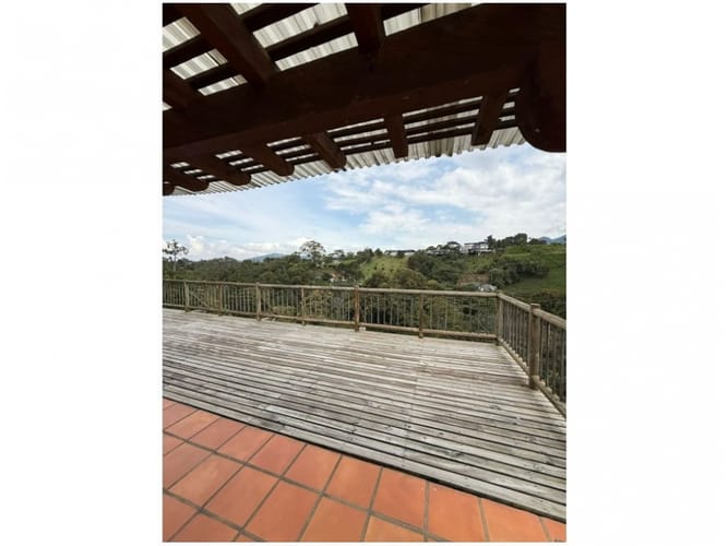 Casa de 3 alcobas en venta en Quirama, Rionegro · foto 2 de 11
