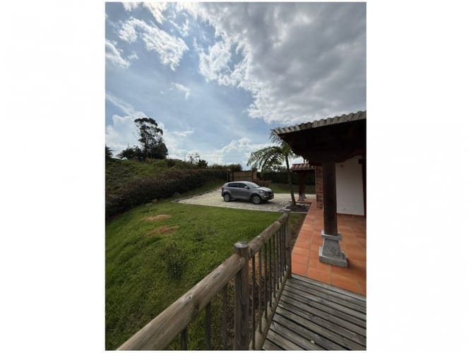 Casa de 3 alcobas en venta en Quirama, Rionegro · foto 3 de 11