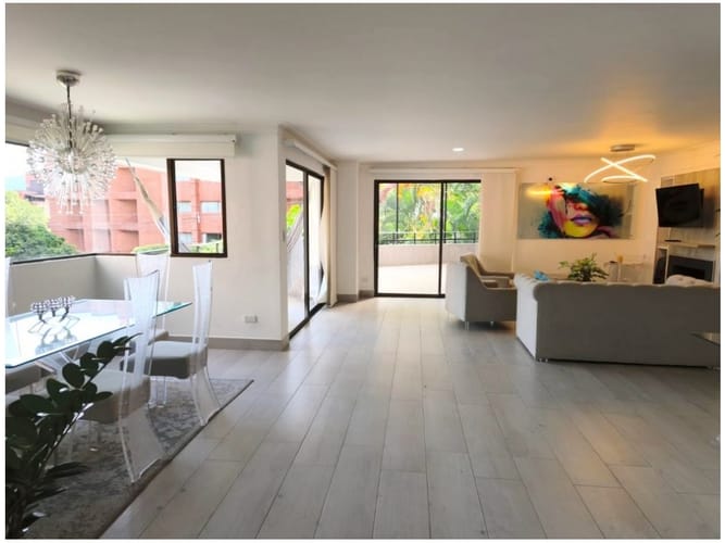 Apartamento en venta en El Poblado, Medellín · foto 4 de 24