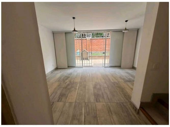 Casa de 3 alcobas en venta en El Rodeo, Medellín, 113 m² · foto 5 de 15