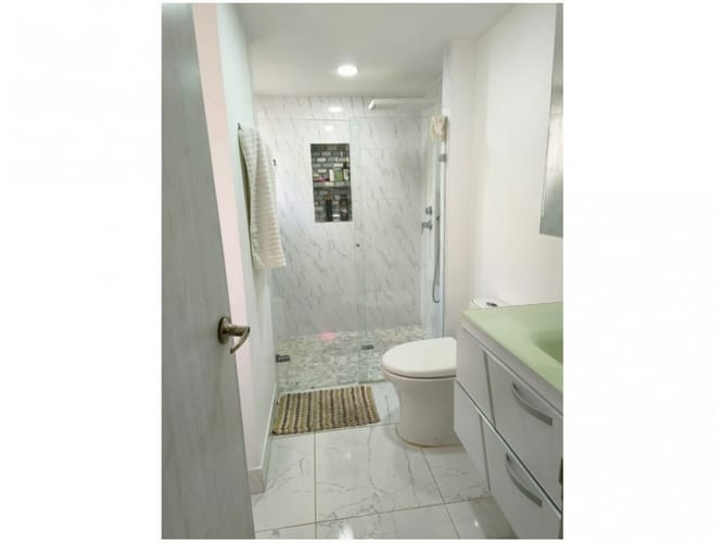 Apartamento en venta en El Poblado, Medellín · foto 22 de 24