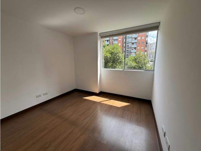 Apartamento de 3 alcobas en venta en Avila, Envigado, 135 m² · foto 8 de 15