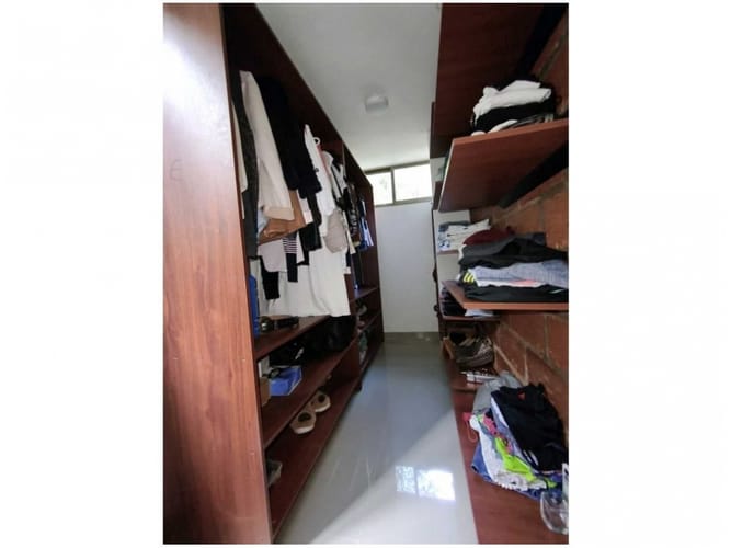 Casa de 3 alcobas en venta en Las Antillas, Envigado, 250 m² · foto 24 de 24