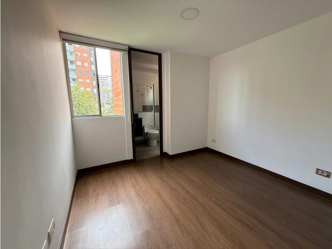 Apartamento de 3 alcobas en venta en Avila, Envigado, 135 m² · foto 10 de 15
