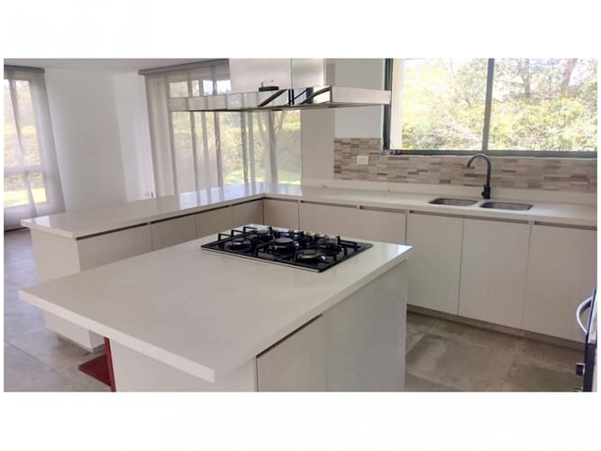 Casa de 4 alcobas en venta en So�Adora, El Carmen de Viboral · foto 4 de 24
