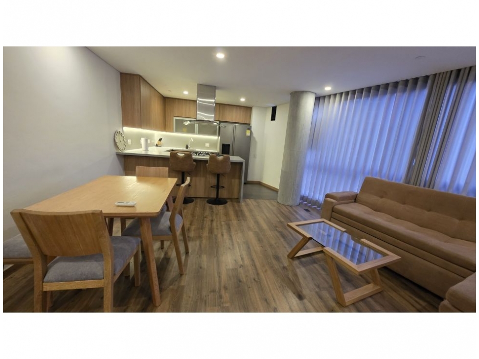 Apartamento en venta en El Poblado, Medellín · foto 3 de 24