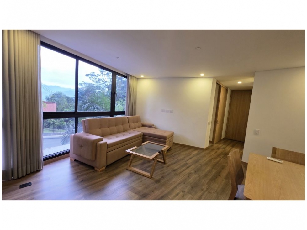 Apartamento en venta en El Poblado, Medellín · foto 4 de 24