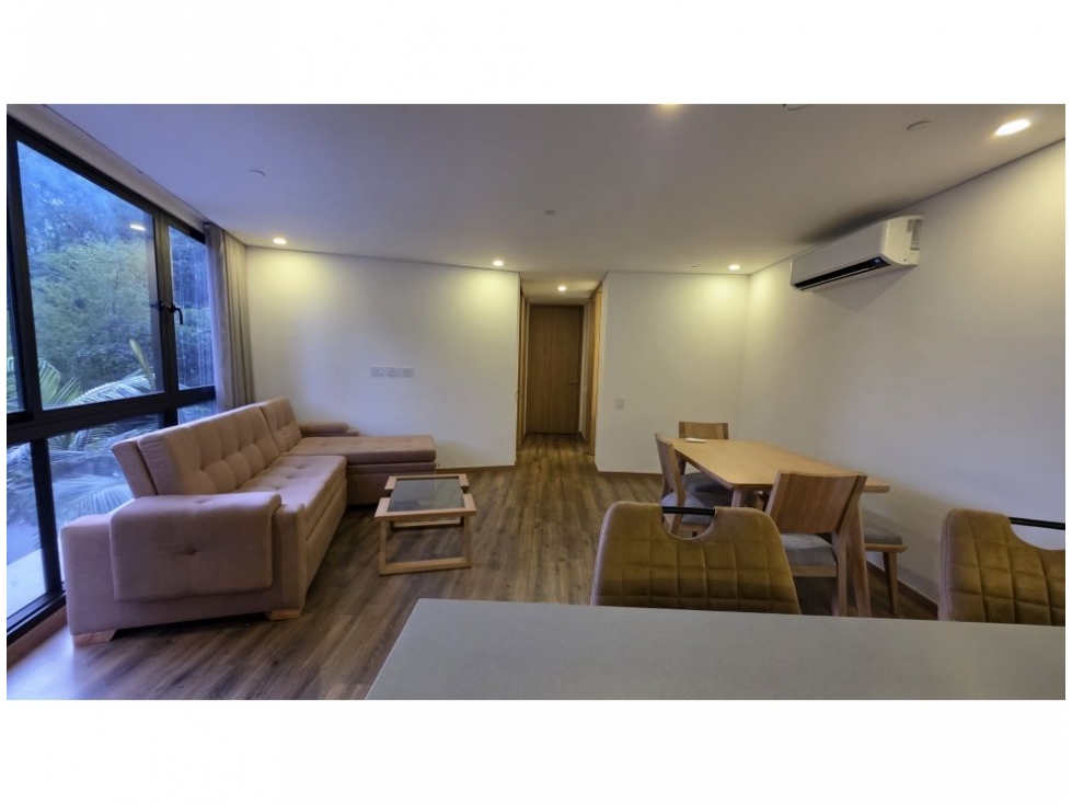 Apartamento en venta en El Poblado, Medellín · foto 8 de 24