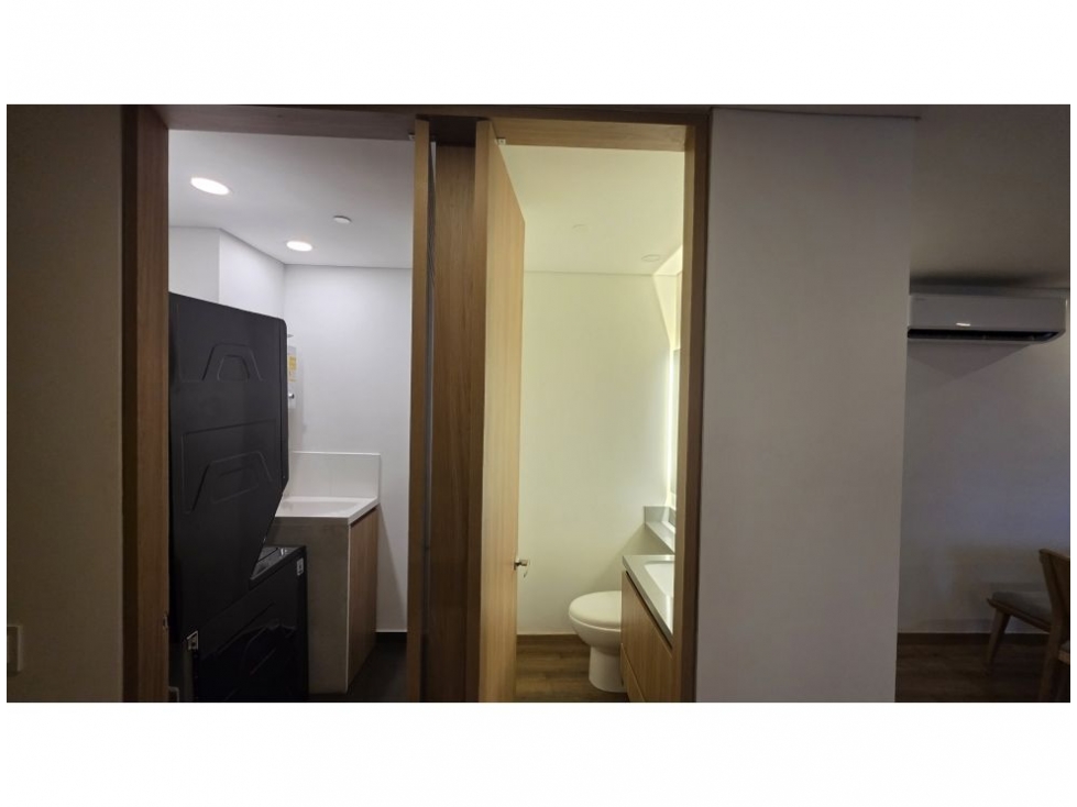 Apartamento en venta en El Poblado, Medellín · foto 9 de 24