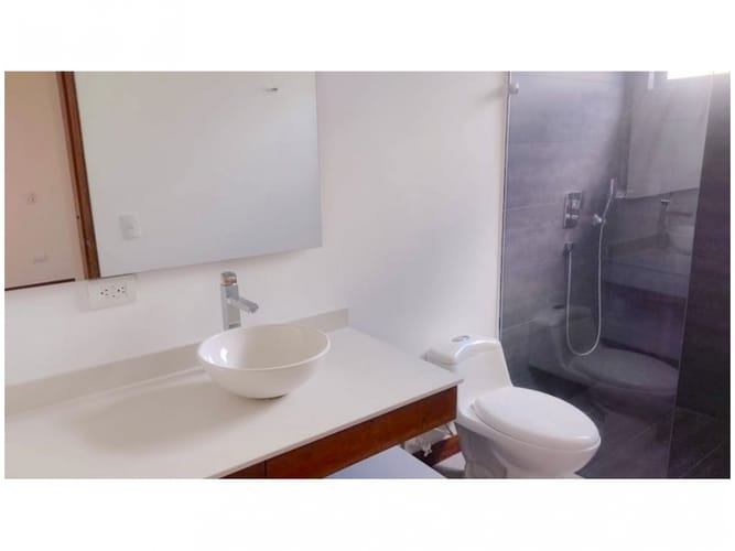Casa de 4 alcobas en venta en So�Adora, El Carmen de Viboral · foto 13 de 24