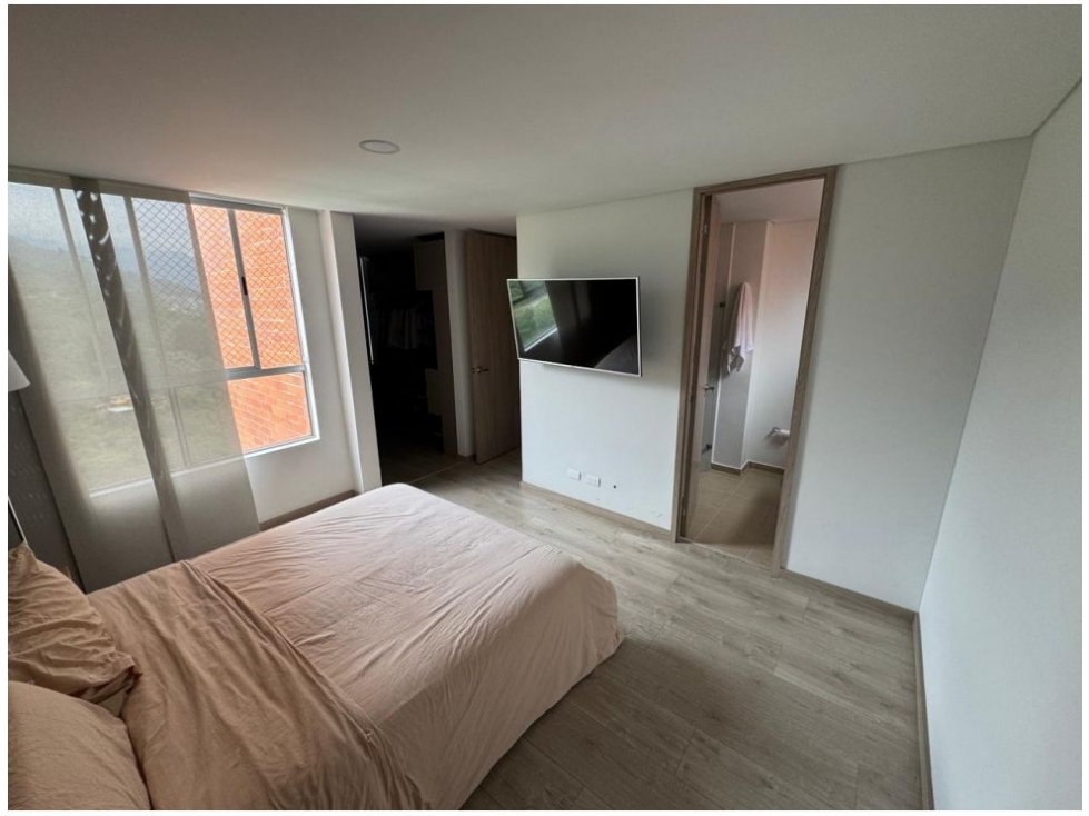 Apartamento en venta en El Salado, Envigado · foto 14 de 16