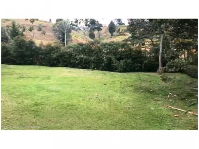 Lote en venta en Guamito, La Ceja, 2526 m² · foto 5 de 12