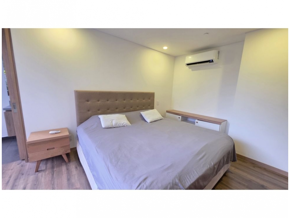 Apartamento en venta en El Poblado, Medellín · foto 13 de 24