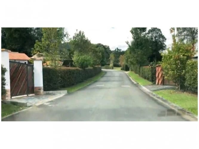 Lote en venta en Guamito, La Ceja, 2526 m² · foto 9 de 12