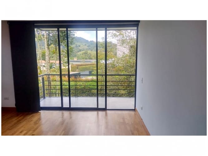 Casa de 4 alcobas en venta en So�Adora, El Carmen de Viboral · foto 20 de 24