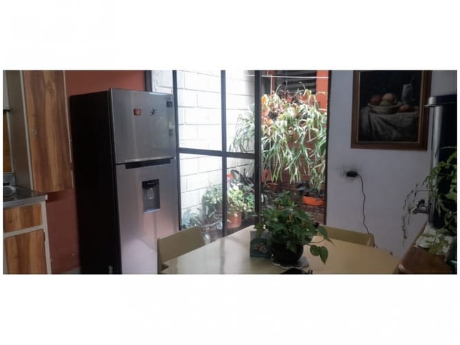 Casa de 4 alcobas en venta en Cabañas, Bello, 255 m² · foto 12 de 20
