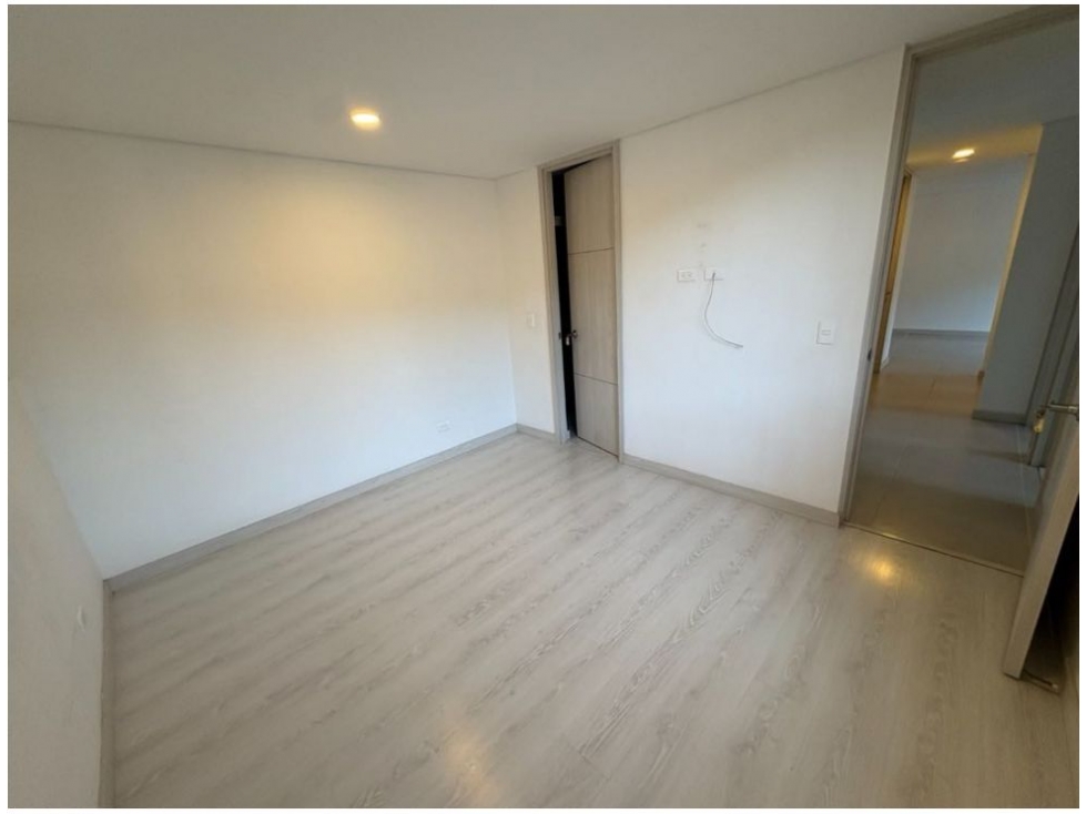 Apartamento en venta en Loma Del Chocho, Envigado · foto 6 de 20