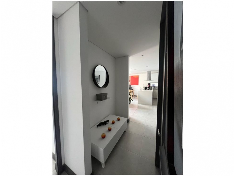 Apartamento en venta en El Poblado, Medellín · foto 4 de 24