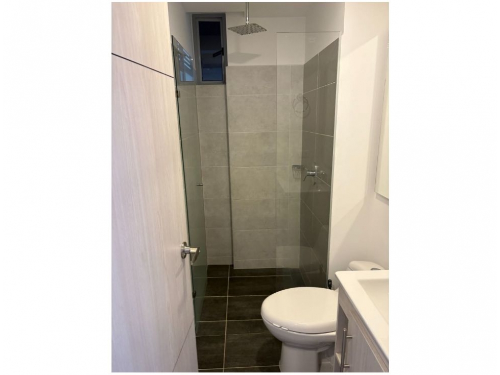 Apartamento en venta en Loma Del Chocho, Envigado · foto 8 de 20