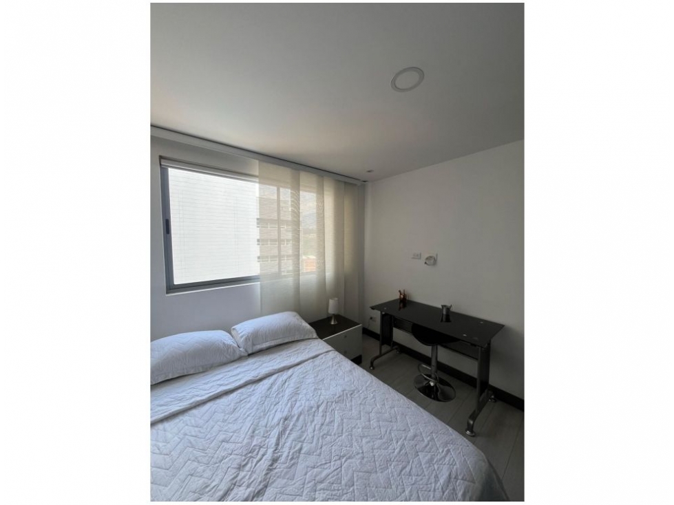 Apartamento en venta en El Poblado, Medellín · foto 12 de 24