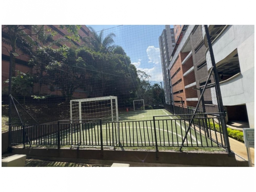 Apartamento en venta en Loma Del Chocho, Envigado · foto 17 de 20