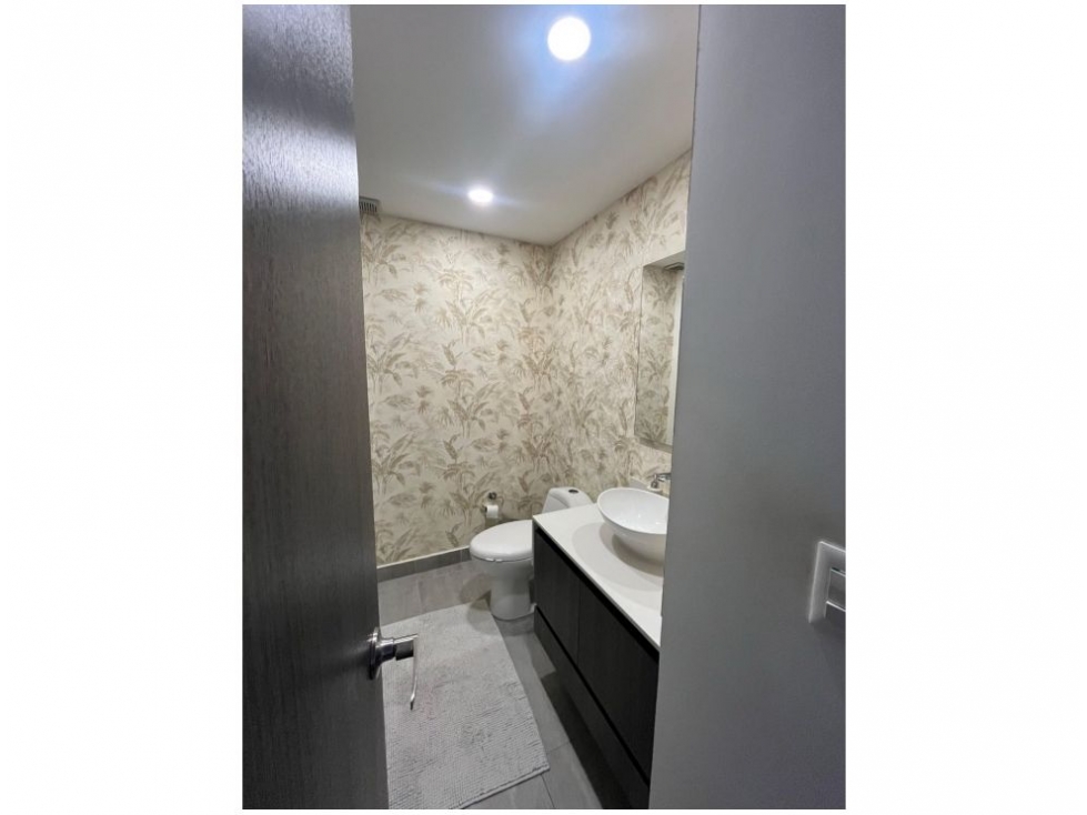 Apartamento en venta en El Poblado, Medellín · foto 22 de 24