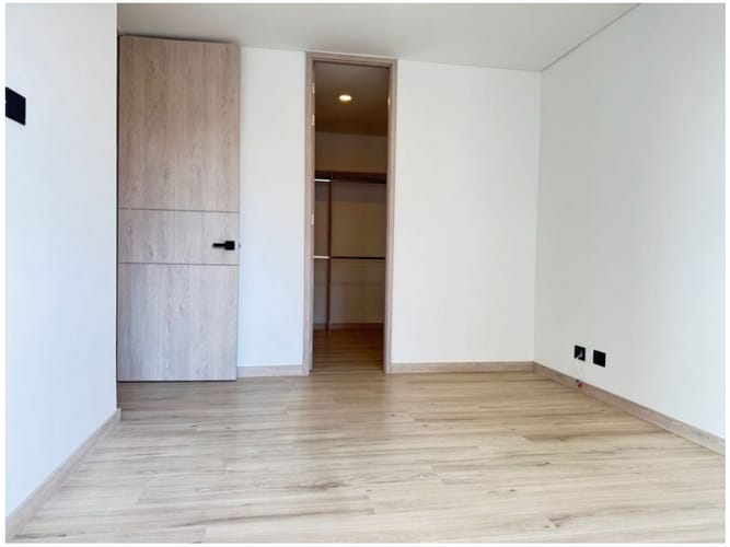 Apartamento de 2 alcobas en venta en Camino Verde, Envigado, 97 m² · foto 9 de 17