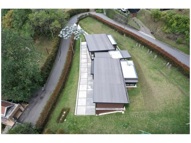 Casa de 3 alcobas en venta en El Poblado, Medellín · foto 8 de 24
