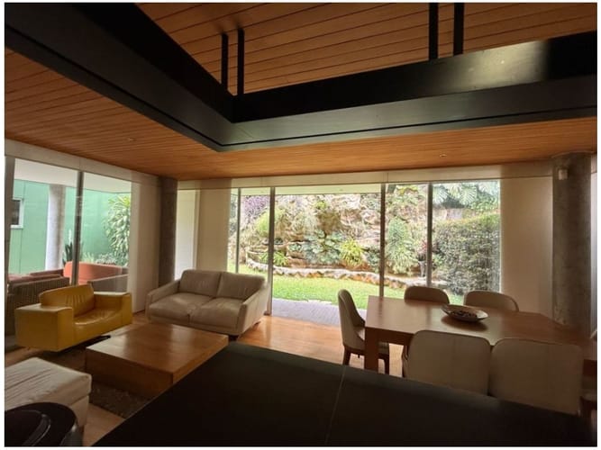 Casa de 5 alcobas en venta en Loma El Atravesado, Envigado, 345 m² · foto 5 de 24