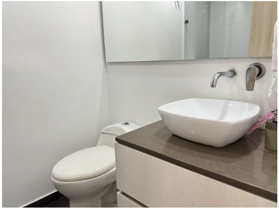 Apartamento en venta en El Esmeraldal, Envigado · foto 6 de 11