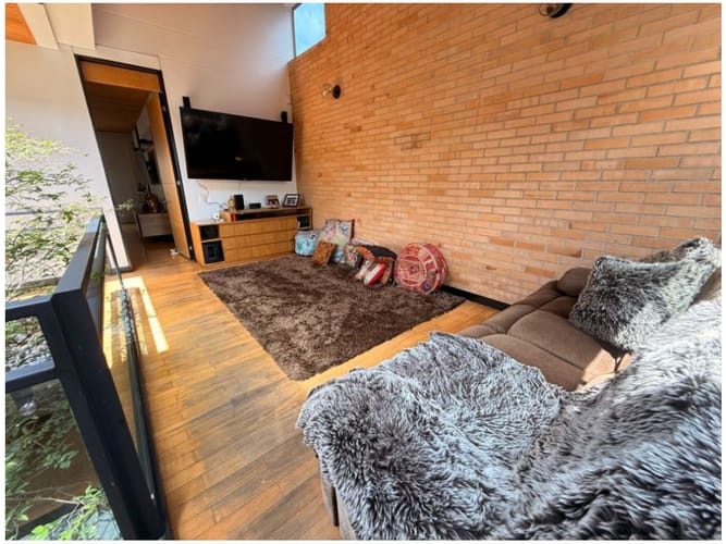 Casa de 5 alcobas en venta en Loma El Atravesado, Envigado, 345 m² · foto 9 de 24