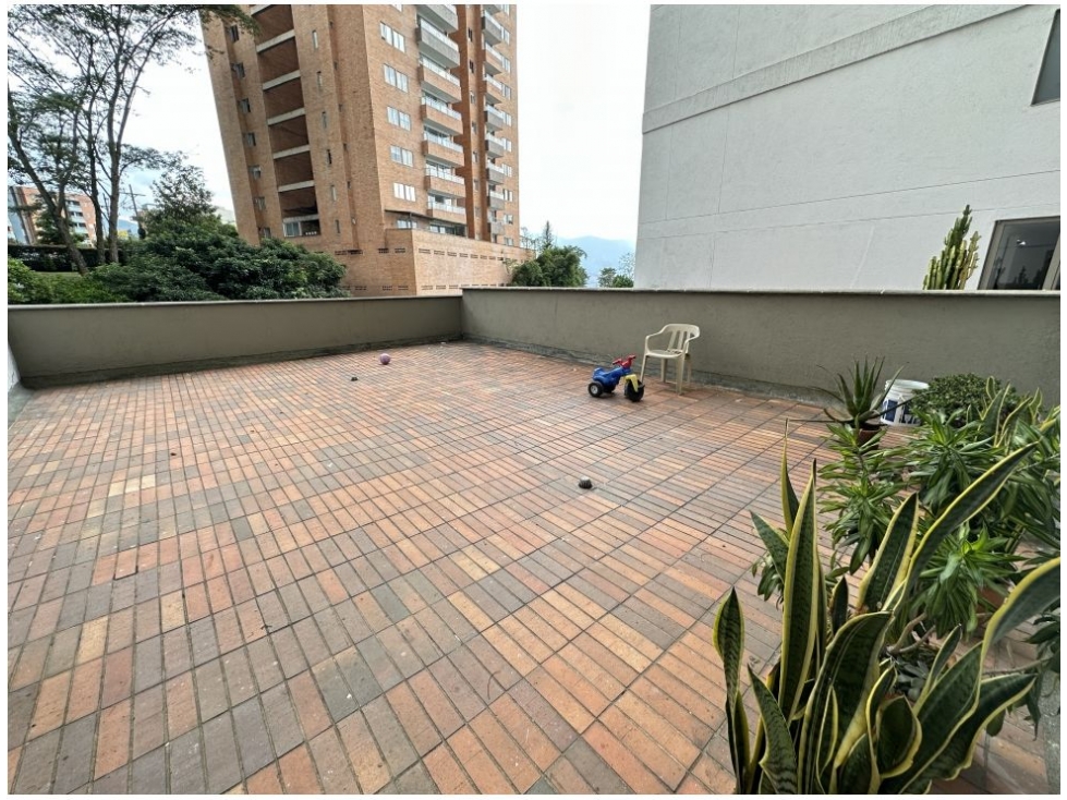 Apartamento en venta en El Esmeraldal, Envigado · foto 10 de 11