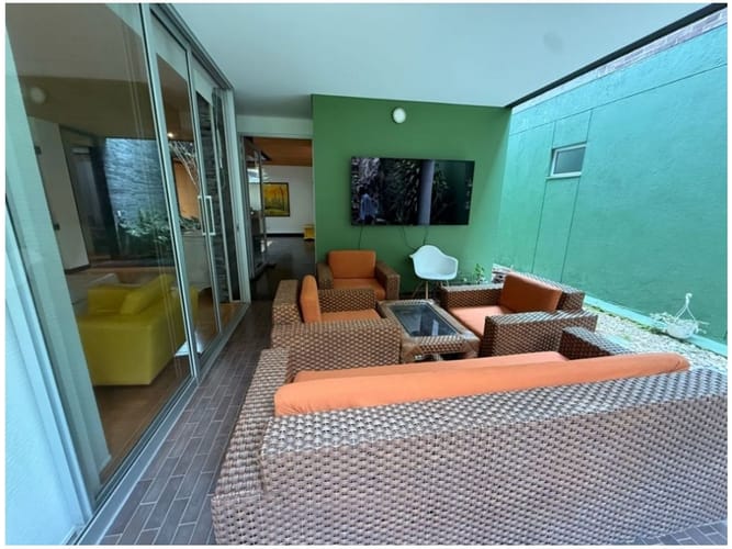 Casa de 5 alcobas en venta en Loma El Atravesado, Envigado, 345 m² · foto 16 de 24