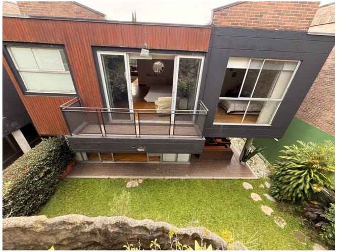 Casa de 5 alcobas en venta en Loma El Atravesado, Envigado, 345 m² · foto 17 de 24