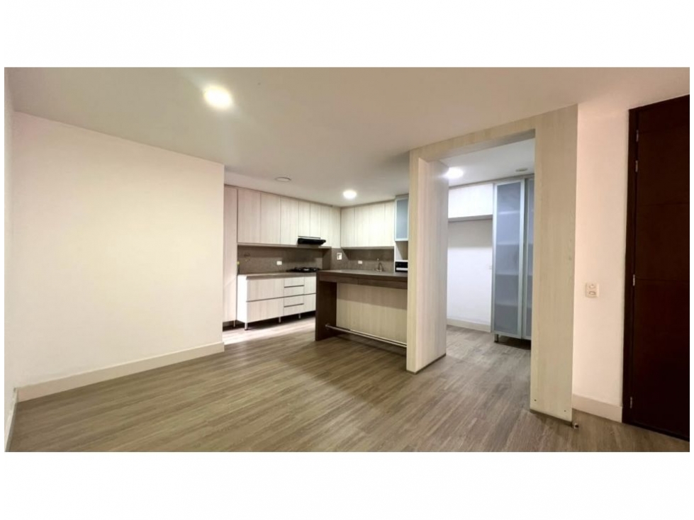 Apartamento en venta en Cumbres, Envigado · foto 5 de 24