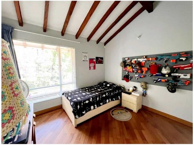 Casa de 3 alcobas en venta en El Esmeraldal, Envigado, 260 m² · foto 14 de 17