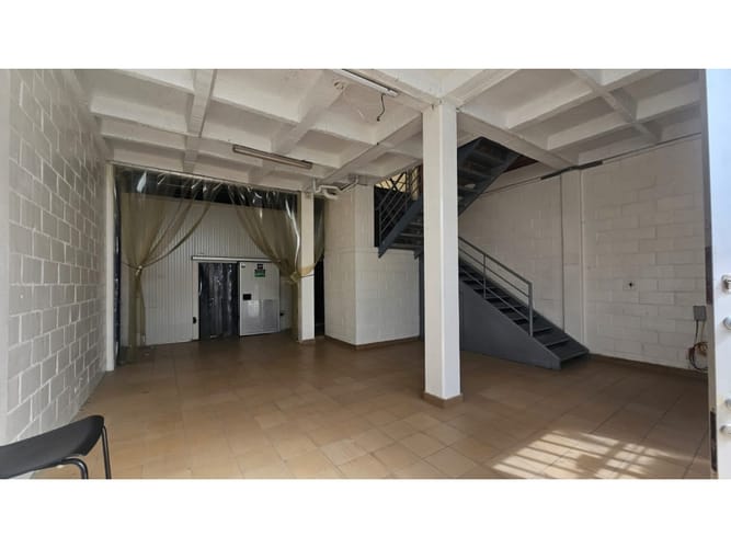 Bodega en venta en Aeropuerto, Rionegro, 247 m² · foto 5 de 5