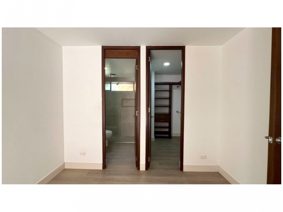 Apartamento en venta en Cumbres, Envigado · foto 19 de 24
