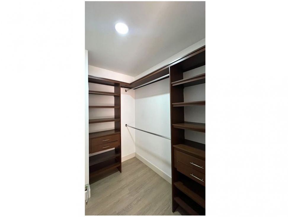 Apartamento en venta en Cumbres, Envigado · foto 21 de 24